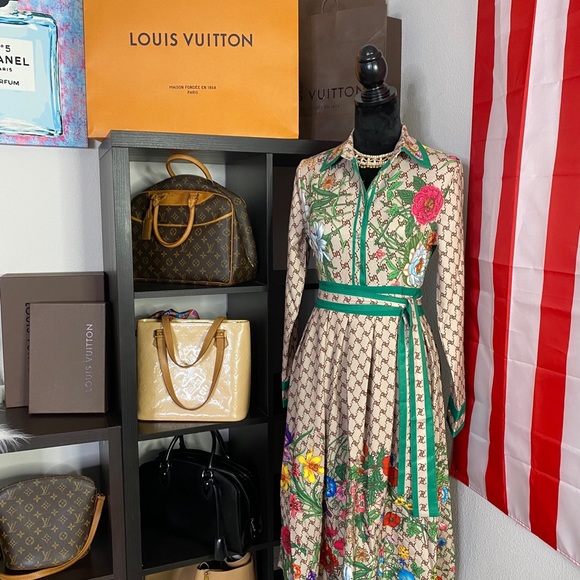 Beautiful Floral Dress - Picture 3 of 11